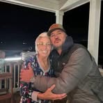 Leclaire Bryan - Facebook