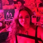 Bri - @briannaish - Instagram