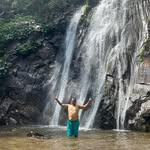 Brian Sina - @nairbanis - Instagram