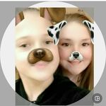 brianna_spainhour - @brianna_and_chloe_bestfriends - Instagram
