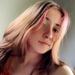 Briana Larson - @brielar45 - Instagram