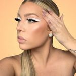 Briana Taylor - @artistry.by.bri - Instagram