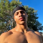 B R I A N   A V E L A R - @brianavelarr - Instagram