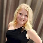 Briana Reinertsen (Weaver) - @piranhabriana - Instagram