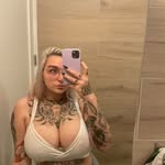 Brianna Wayne - @borogreen6 - Instagram