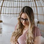 brianne holmes - @holmzfinds - Instagram