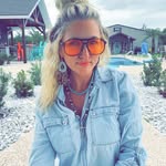 Bridget Owens - @bridgetsfashionfinds - Instagram
