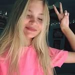 Britney Davis - @britdavis9 - Instagram