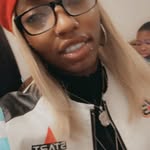 Britney Wright - @pr3ttibr0wn25 - Instagram