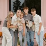 Brittney Checketts - @checkettspartyoffive - Instagram