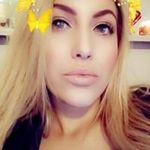 Brittany Leach - @xoxo__leane - Instagram