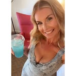 Brittney Leach - @britt___l - Instagram