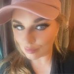 Brittney Lee - @brittney.manning.94 - Instagram