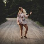Brittney Meyer - @bamgraphs - Instagram