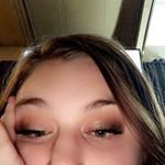 Brittney Travis - @therapyshesh - Instagram