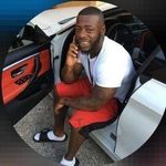 Broderick Bucket Lloyd - @mr_color_moneyy - Instagram