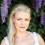 Bronwen Skye / Painting and Fine Art - @skyegoddess - Instagram