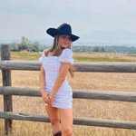 Bronwyn Bates - @_bron_bat_wyn_ - Instagram