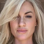 Bronwyn Marshall - @walking_mombie - Instagram