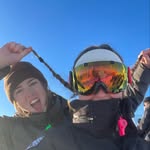 B - @brook_shields - Instagram