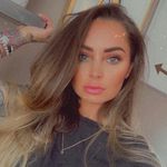 Brooke Olson Andersen - @brookethedinosaur - Instagram