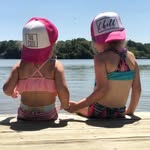 Brooke + Quinn - @babbling_brookez - Instagram