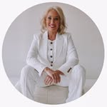 Brooke Bowen | Cosmetic Nurse Gippsland - @notetoself_gippsland - Instagram