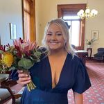 Brooke Newcombe - @brookenewcombe - Instagram