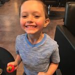 Brooke Newell - @brooke.newell.5 - Instagram
