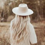 Brooke Ogden - @brookemogden - Instagram