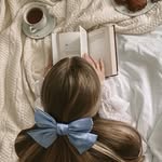 Brooklyn Floyd - @brooklyns_reads - Instagram