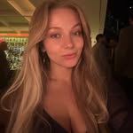 bg - @brooklyngilmore_ - Instagram