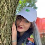 Brooklyn Graves - @brooklynagraves - Instagram
