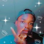 Bonnet rouge225 - @bruce_amon225 - Instagram