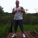 Bruceli Dickel - @bruce__legg - Instagram