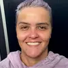 Bruna Pires - @brunenis - TikTok
