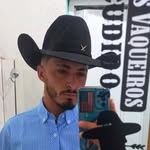 Bruno vasconcelos - @ofurmiguinha - Instagram