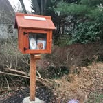 Bryant Woods LFL - @bryantwoodslittlefreelibrary - Instagram