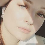 Cait Corbett - @littlecorvidae - Instagram