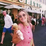 Caitlin Bridges - @caitlinbridges - Instagram