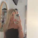 @caitlinbutterworth - Instagram