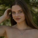 Caitlin Grey | Beauty | Feminine Radiance - @radiatepurelight - Instagram