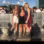 Caitlin, Hannah and Elise - @spamofmusketeers - Instagram