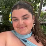 caitlin head - @caitlingrassss - Instagram