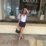 Caitlin - @caitlinholmesxo - Instagram