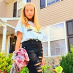 Caitlin Hoffmann - @caitlin.hoffmann.31 - Instagram
