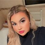 Caitlin - @caitlinxhutton - Instagram