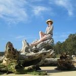 Caitlin Hyde - @caitlinhyde75 - Instagram