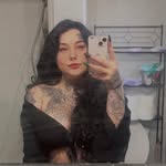 Caitlin Ingram - @buttercupbudd - Instagram