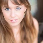 Caitlin Padgett - @life.with.luna.and.lio - Instagram